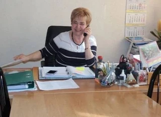 Дорогая Нина Николаевна!  Поздравляем Вас с днем рождения от всего коллектива педагогов, учеников и 