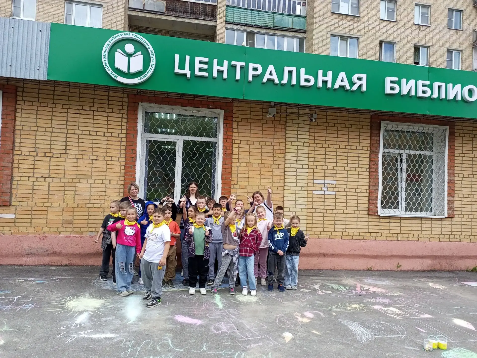 Лето — это удивительная пора, которая дарит детям целый океан эмоций и впечатлений. Чтобы сохранить 