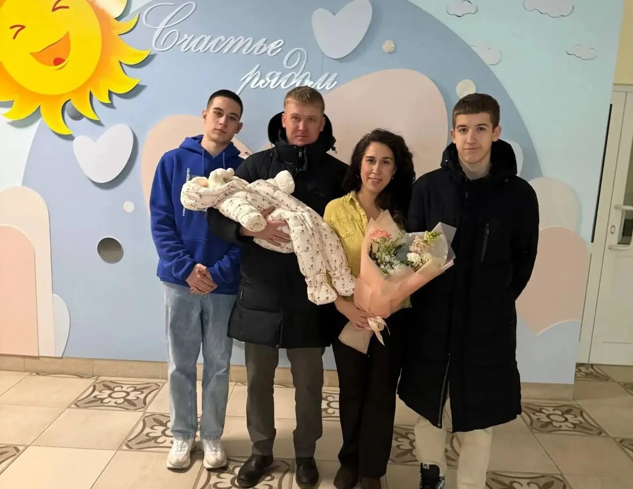 «Счастливое материнство»: история холмской семьи как пример поддержки и осознанного выбора  В прошло