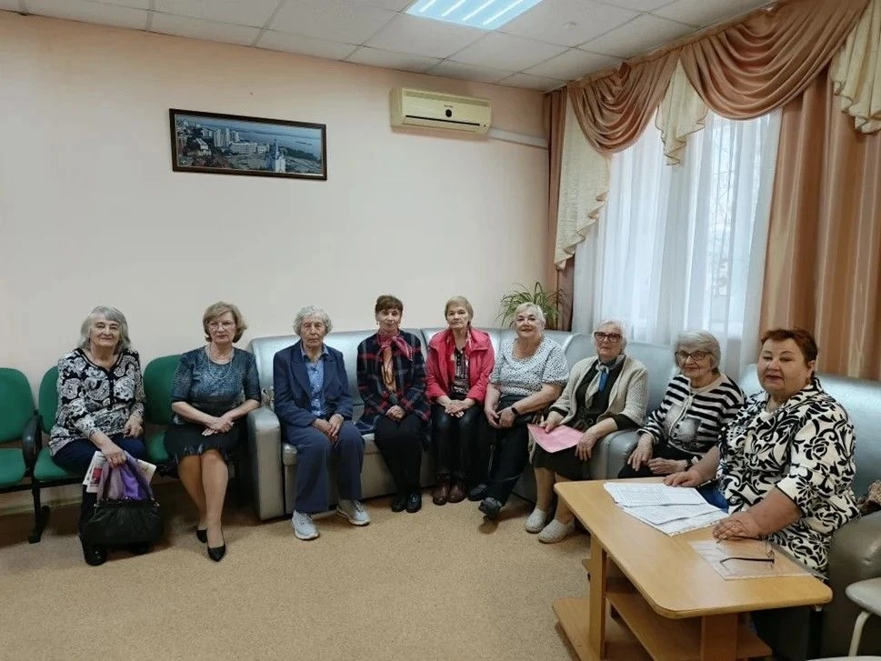 ⚜️17 июня, в отделении по адресу ул. Руднева, 35, состоялась литературная встреча «Жить, чтобы помни