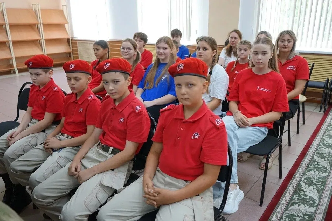Первые — рядом с теми, кто защищает Родину!