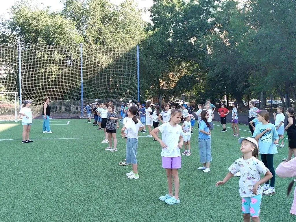 ☀️ Светлый день в пришкольном лагере: заряд энергии и море впечатлений! ☀️

Сегодня в нашем пришколь