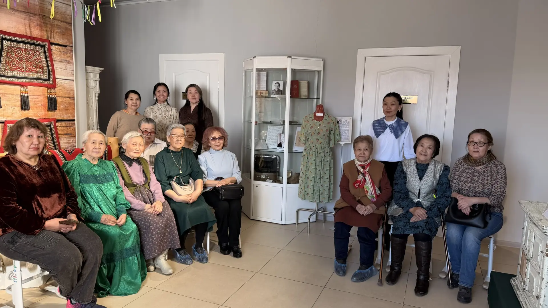 🏛️ Сегодня в нашем музее открылась выставка «Свидетели веков: старинные артефакты Усть-Алданского у