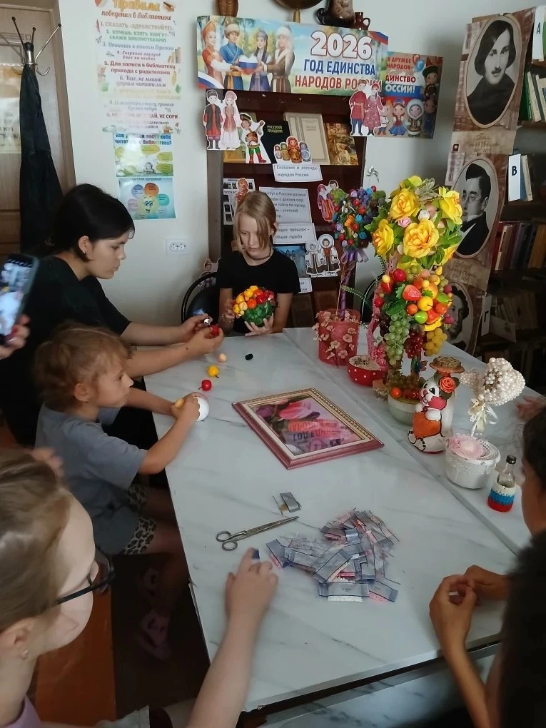 16.06.2026г после зарядки на свежем воздухе были проведены мероприятия для развития  творческих спос