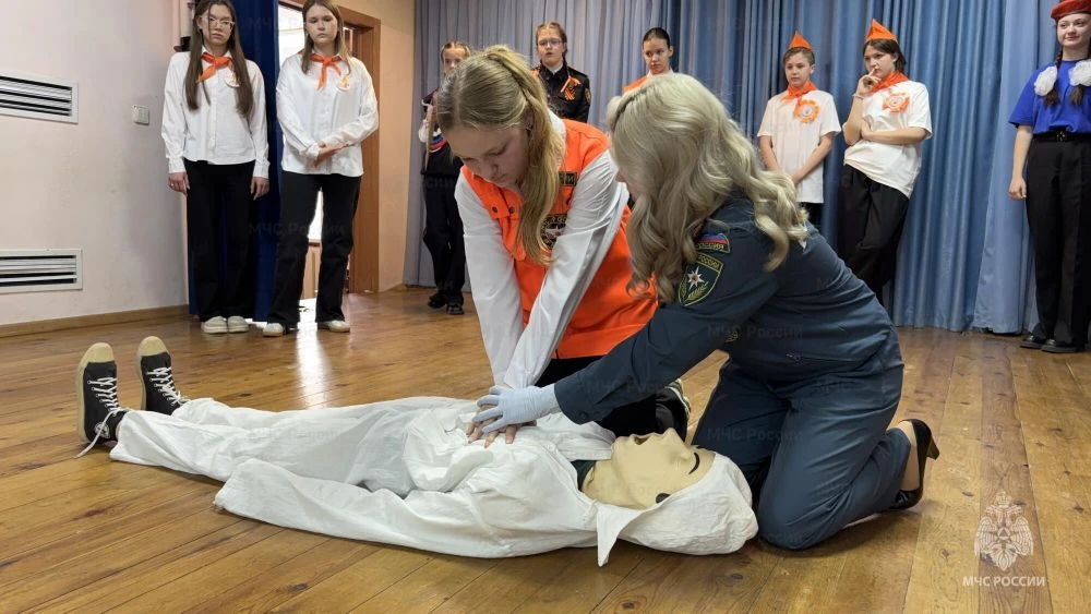 🎉 Дружины юных пожарных Орловщины соревнуются за звание лучших   В городе Орле состоялись первые зон