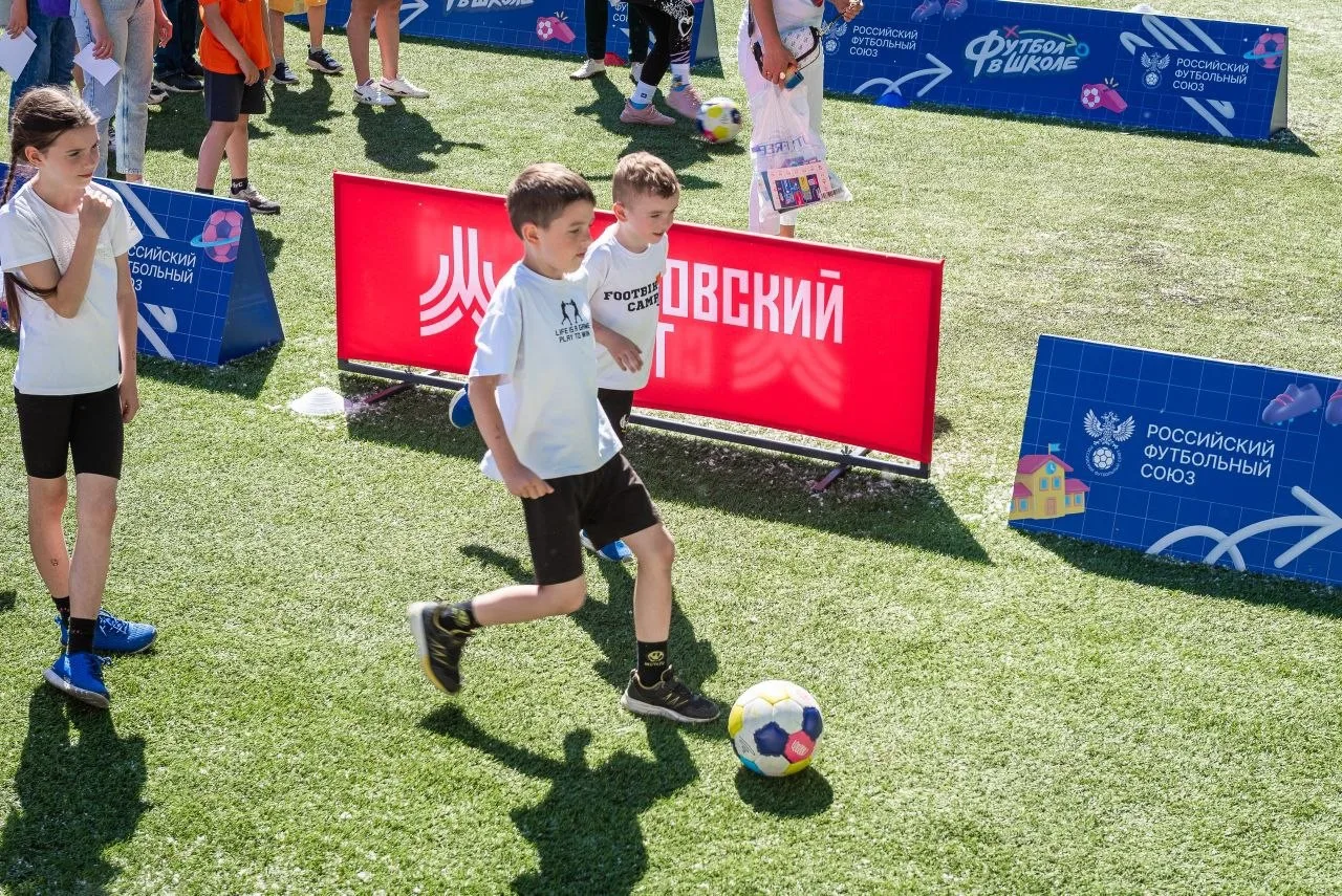 ✨ Отмечаем вклад наших волонтёров! ✨

Магистранты факультета физической культуры и спорта — Коршунов