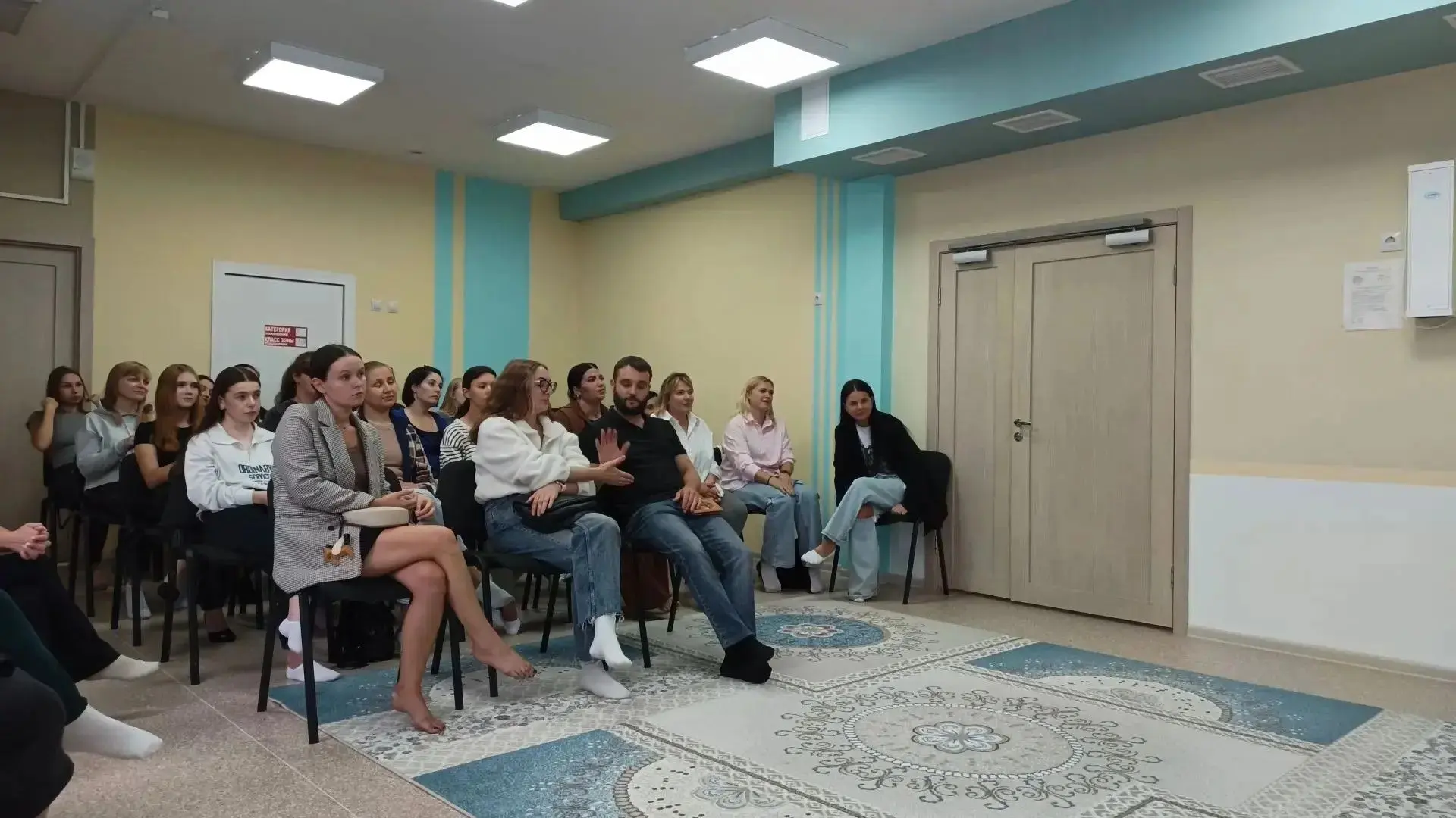 Не просто родительское собрание. Первый шаг к вашему спокойствию 🤍