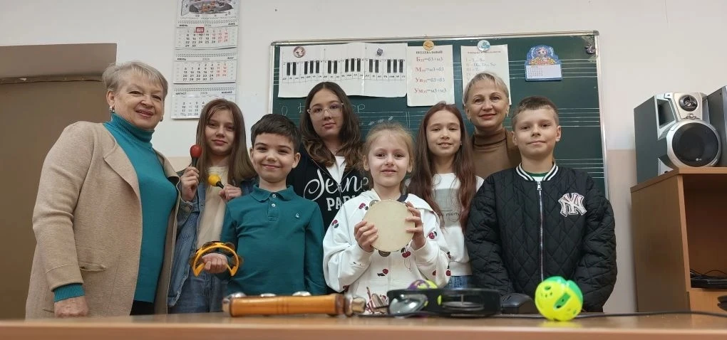 Классный час "Сказки А. С. Пушкина в музыке " провели преподаватели Челядина О. А. и Валиуллина С. Г