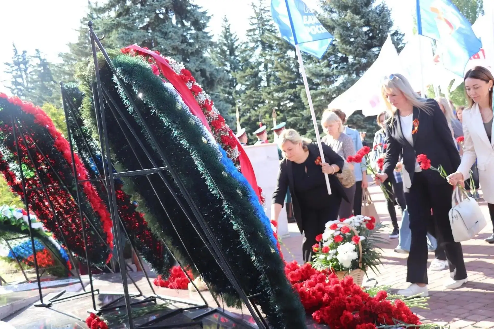 В Саратове почтили память Героев Великой Отечественной войны

Сегодня, 22 июня в нашей стране День п