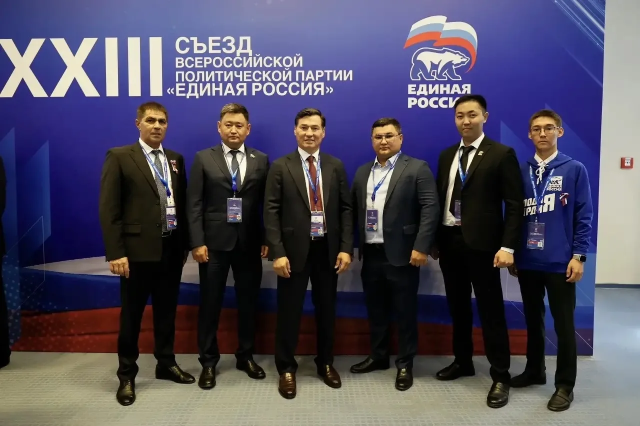 В составе делегации во главе с секретарём регионального отделения Партии, Главой Калмык...
