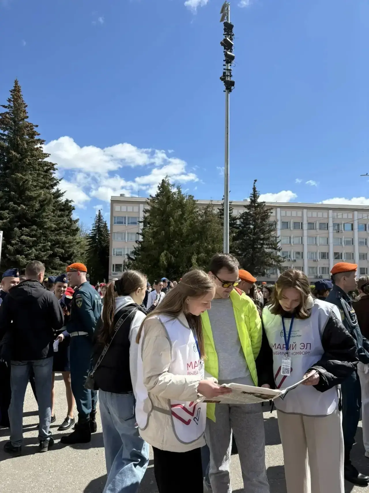 🌟 День Победы с заботой о будущем!  В этот особенный день, когда мы вспоминаем героев и благодарим в