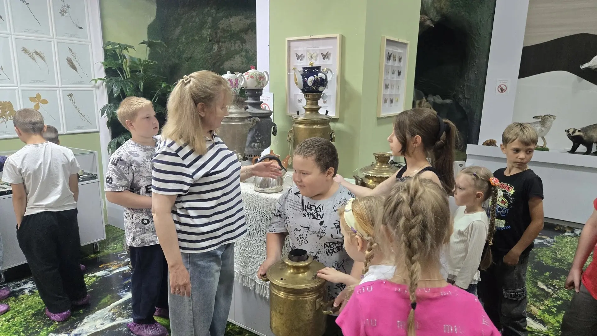 ✅Сегодняшний день в нашем пришкольном лагере «Улыбка» МБОУ «СОШ № 12» прошел под девизом «Наш дом — 