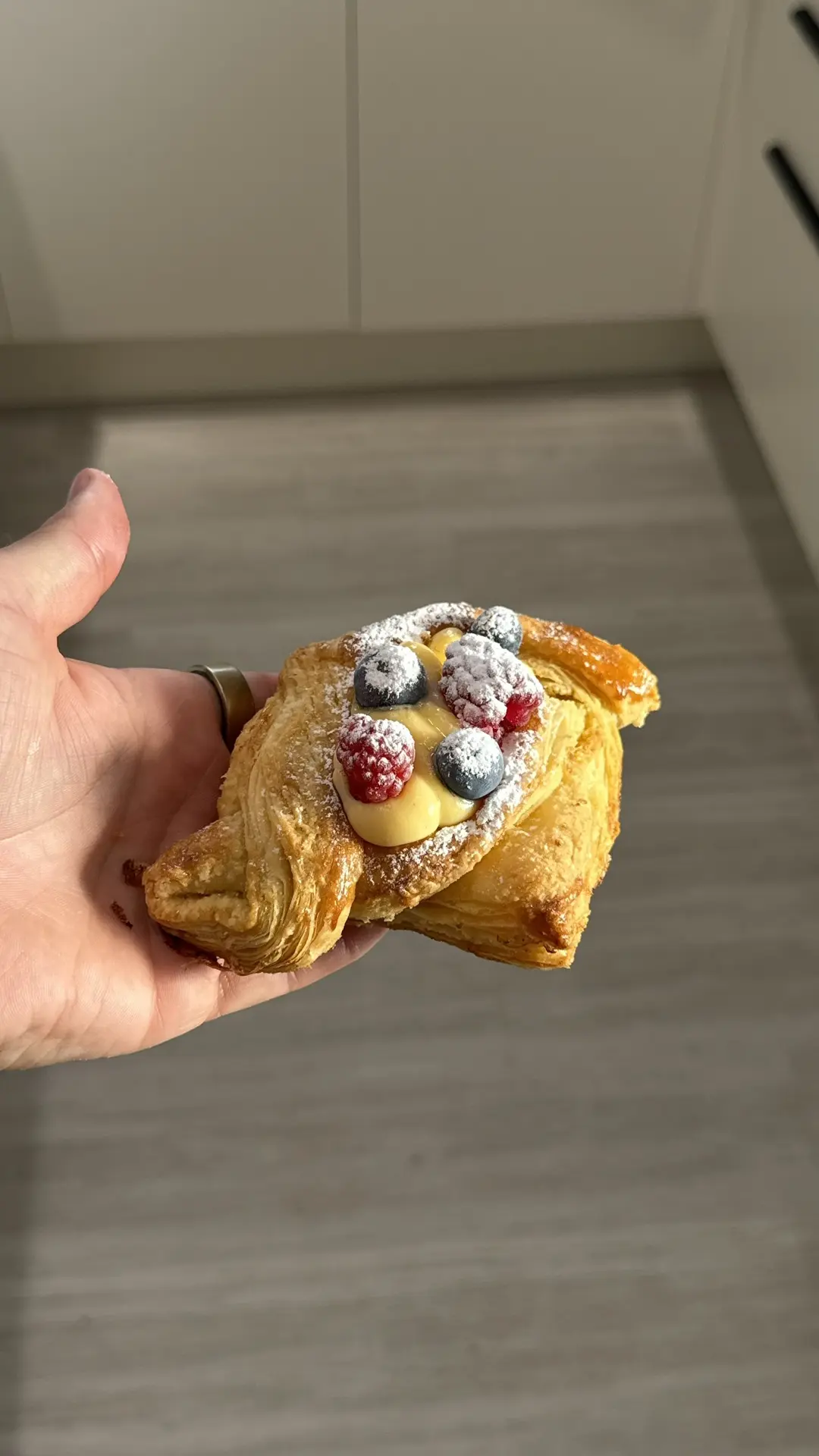 Тут что-то меня повело в сторону слойки🙈 не пп совсем, но готовить такие вещи очень приятно. Как и 