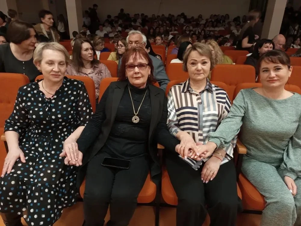 На нашем праздничном концерте, посвященном Дню 8 марта, присутствовали особенные гости — люди, для к