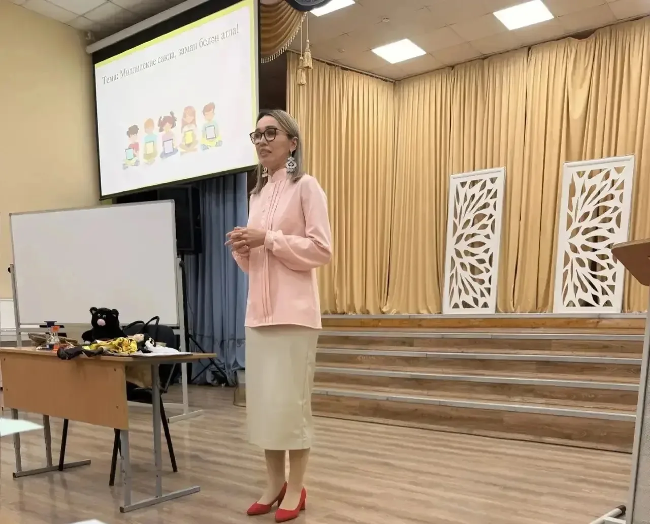 🌿Бүген гимназиябез укытучысы Алисә Хәбир кызы Әгъзамова район мастер-класслар фестивалендә катнашты🤗