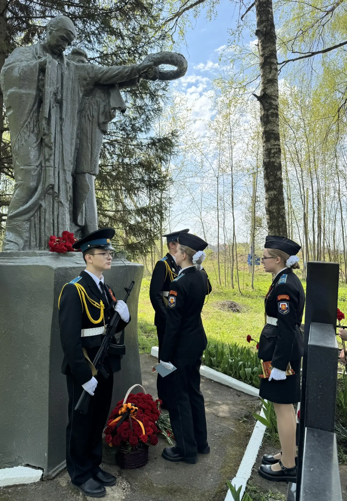 🎖️Сегодня, 7 мая, в преддверии празднования 81-й годовщины Великой Победы, обучающиеся нашей школы п