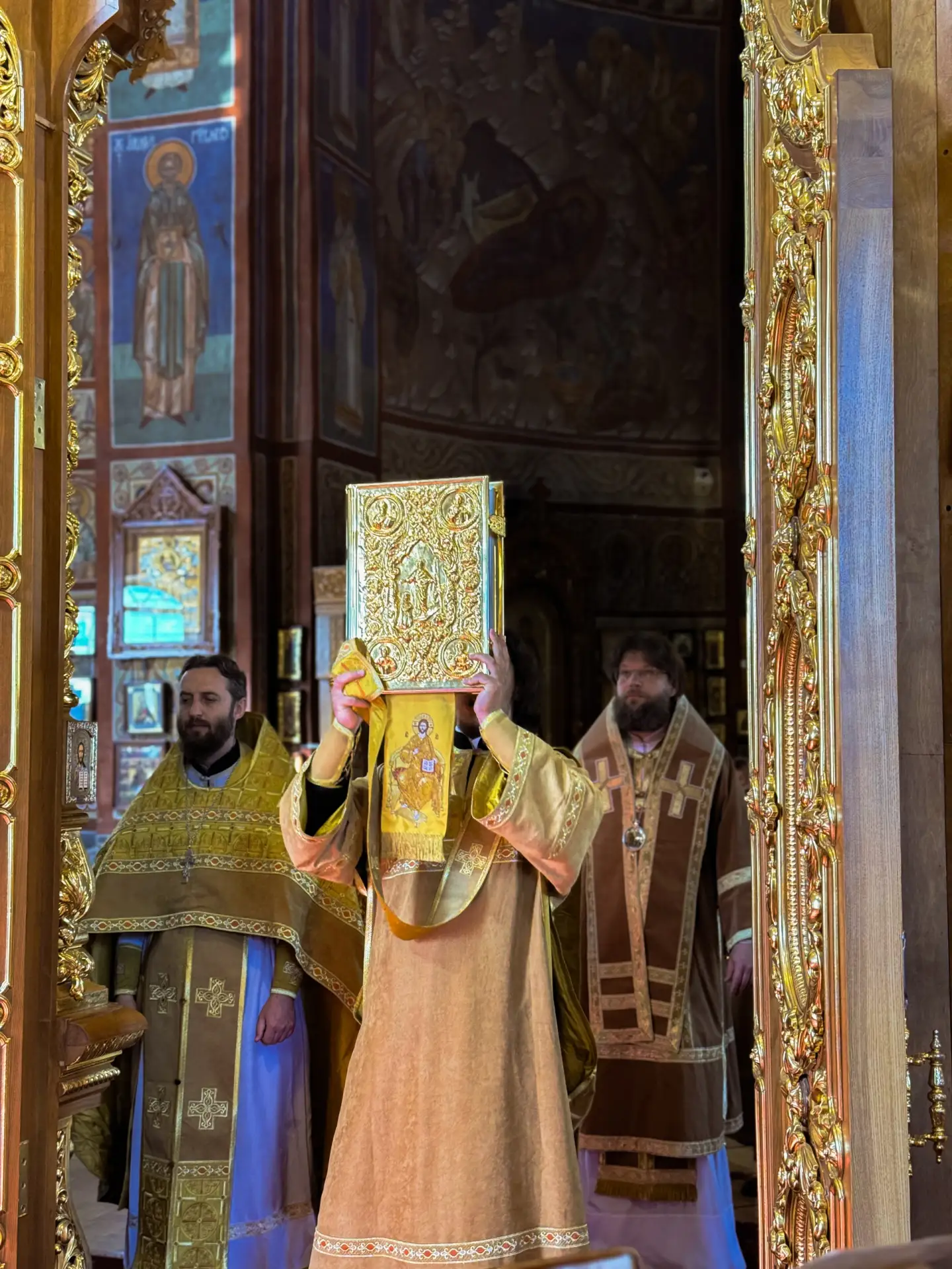 17 июня 2026 года, в среду, в день памяти святителя Митрофана, патриарха Константинопол...
