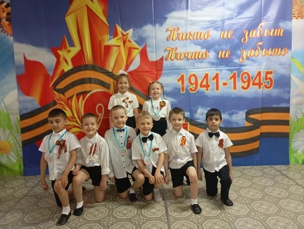 🌈 Под девизом "Никто не забыт, ничто не забыто" Вюв нашем детском саду сегодня прошел ...