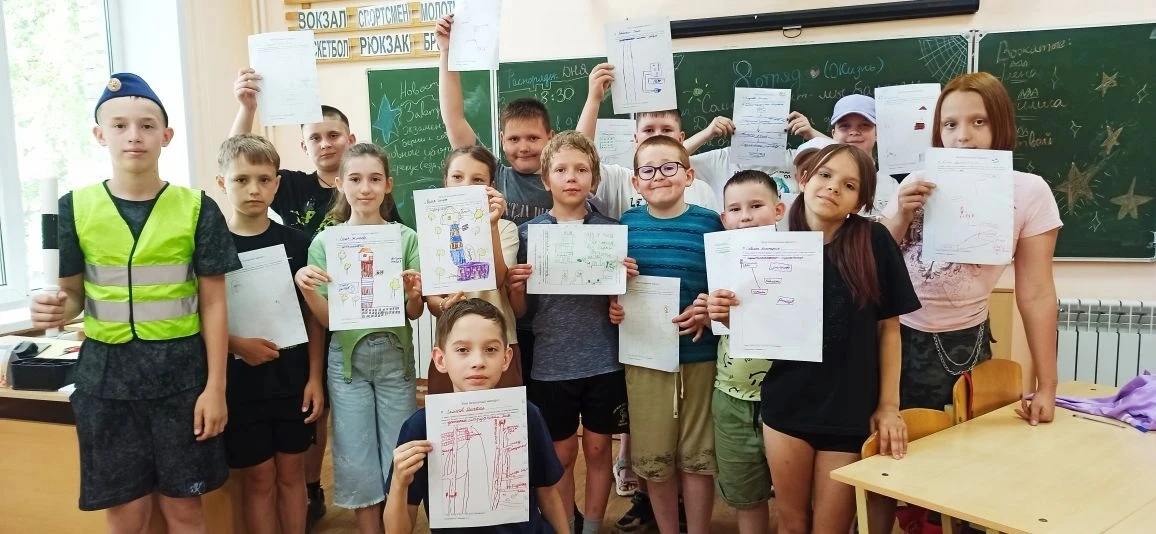 Лето — это не только каникулы, но и время учиться безопасности! 🚦  
Сегодня в нашем лагере работал 