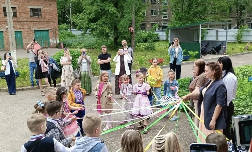 Дорогие ребята из группы N5, перед вами распахиваются двери в новую жизнь! 🎓💫