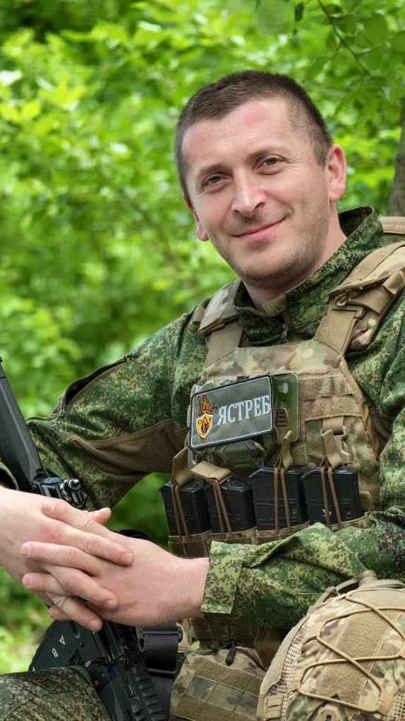 Штурмовик батальона "Балтика"  с  позывным "Ястреб". Действительно один из ястребов бри...