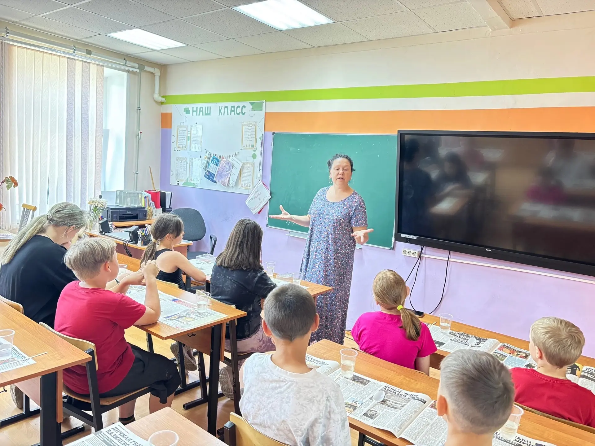 В нашем лагере не может быть скучно😉К ребятам с творческим визитом заглянули сотрудники Дома культу