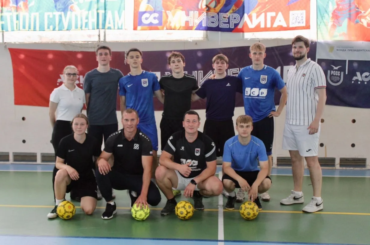⚽ В университете прошел мастер-класс по микрофутзалу
 
15 июня 2026 года в ЛГУ им. А.С. Пушкина прош