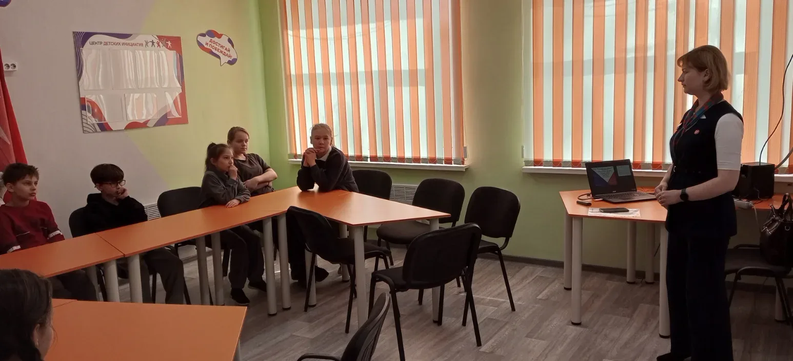 В рамках "Недели профессий" в нашей школе выступила начальник отдела Центра занятости н...
