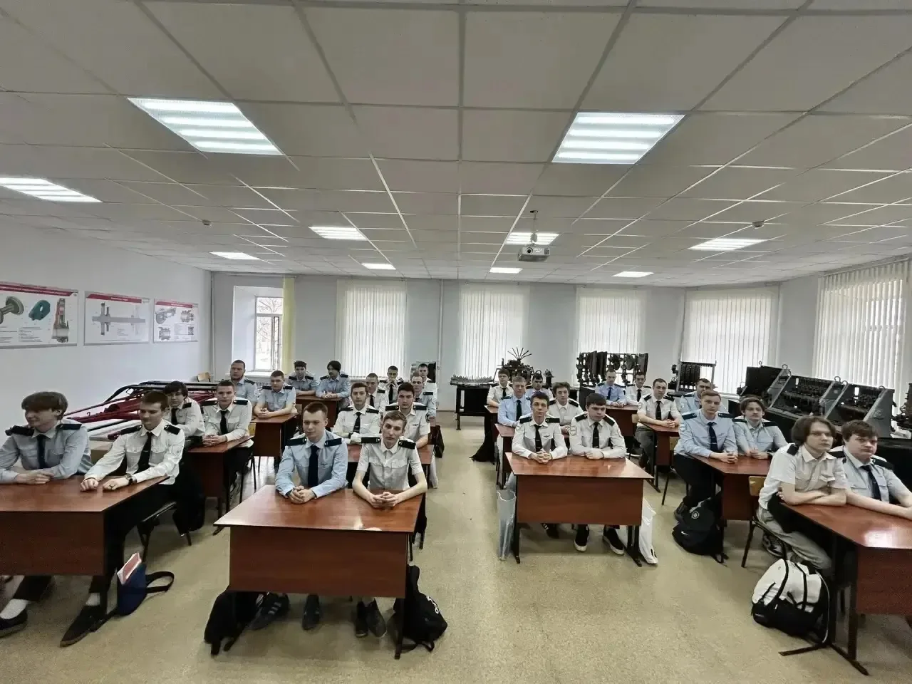 В последнюю пятницу марта по всей сети железных дорог России отмечается День машиниста — праздник, с