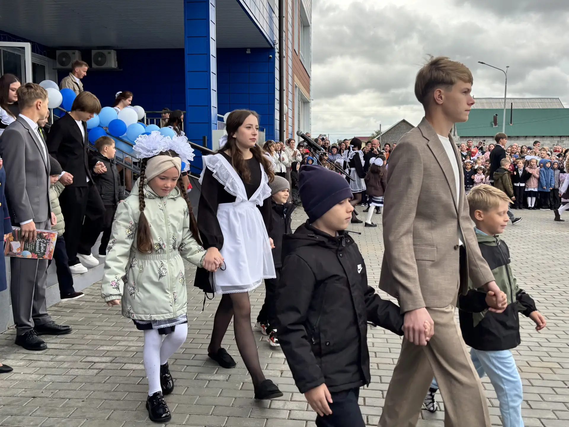 ✔️В первый день сентября во всех школах района состоялись торжественные линейки, приуро...