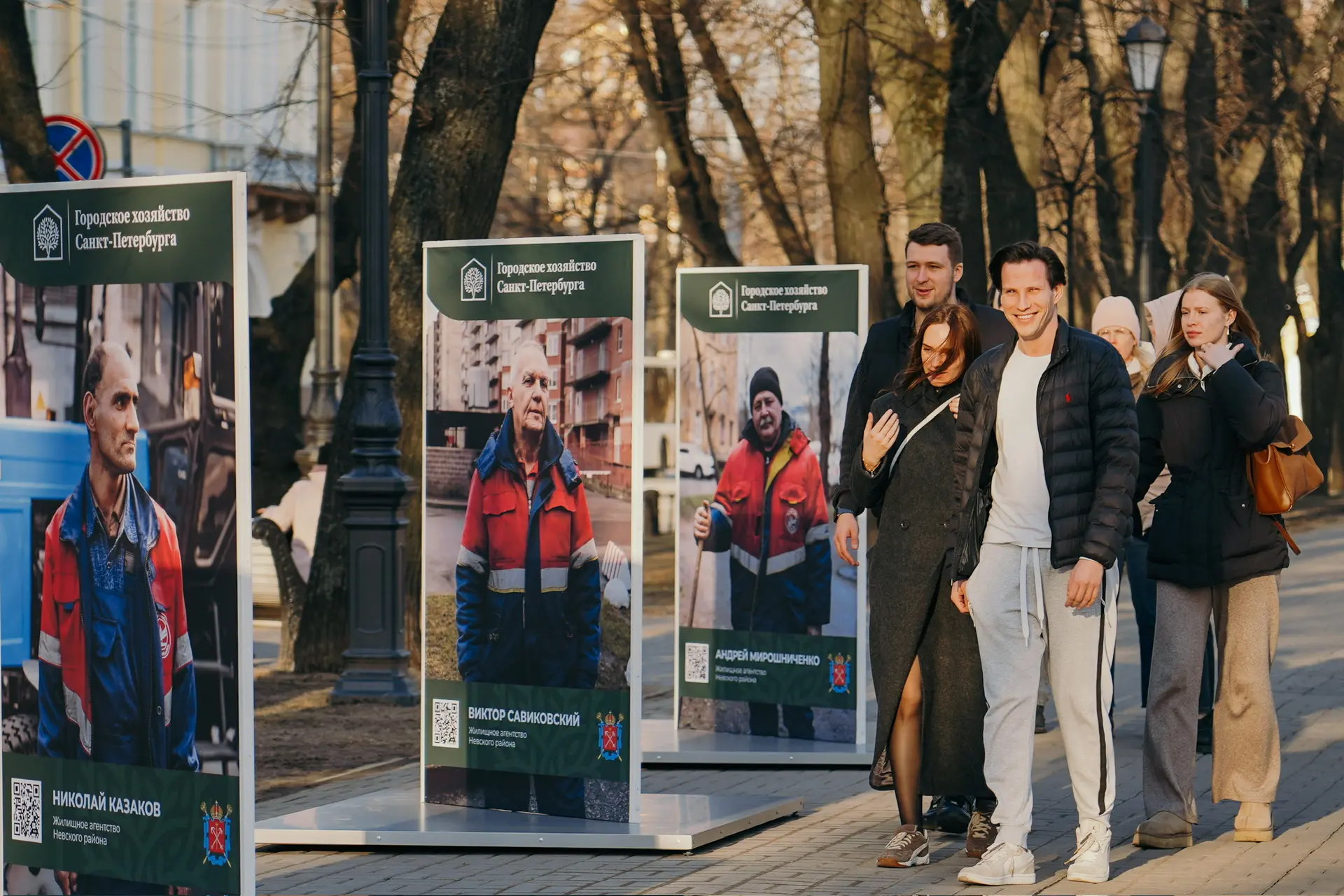 Порядок в Санкт-Петербурге начинается с чистых дворов и улиц, исправных коммуникаций. Ежедневно тыся
