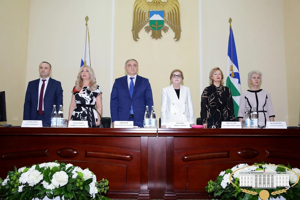 Председатель Комитета по образованию, науке, физической культуре, спорту и делам молоде...