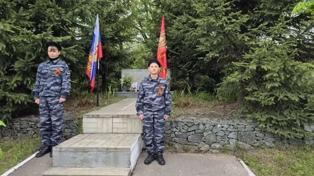 🎖️Памятные митинги в деревнях микрорайона Стрелковский  В деревнях микрорайона Стрелковский прошли т