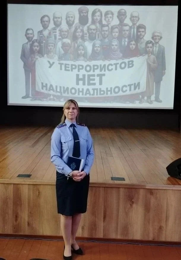 Сотрудник СУ СК России по Новосибирской области провел встречу с учащимися МКОУ «Коченевская СОШ №2»