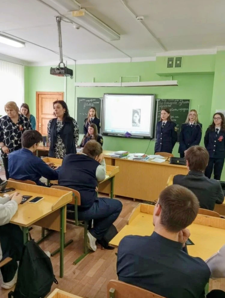 🤝Вчера состоялась встреча обучающихся 9- 11 классов с представителями Средне-Волжского института(фил