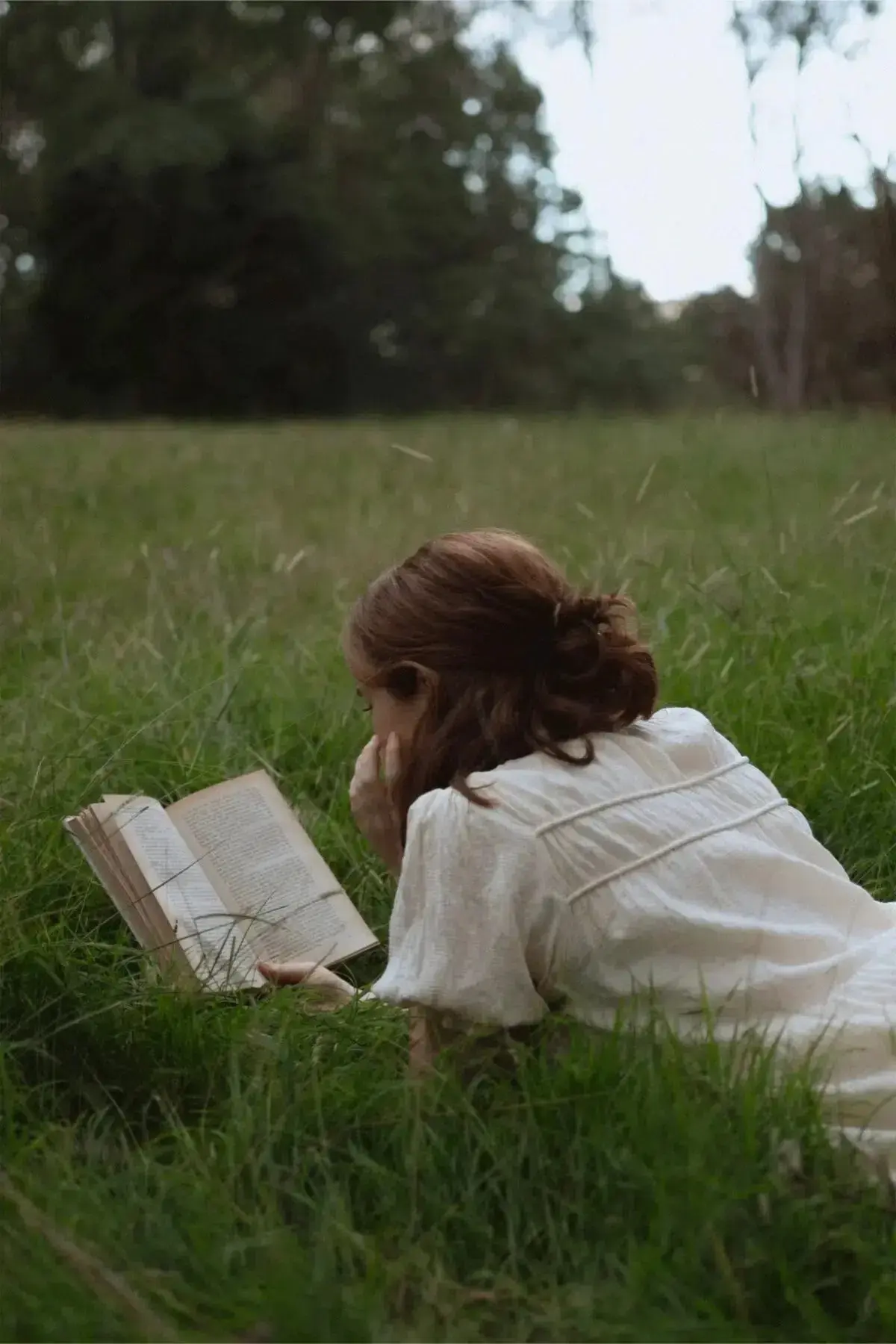 #УЧЕНИКАМ_55

📚 Летнее чтение для 10 класса: как отдохнуть и подготовиться к ЕГЭ

📚 Лето продолжае