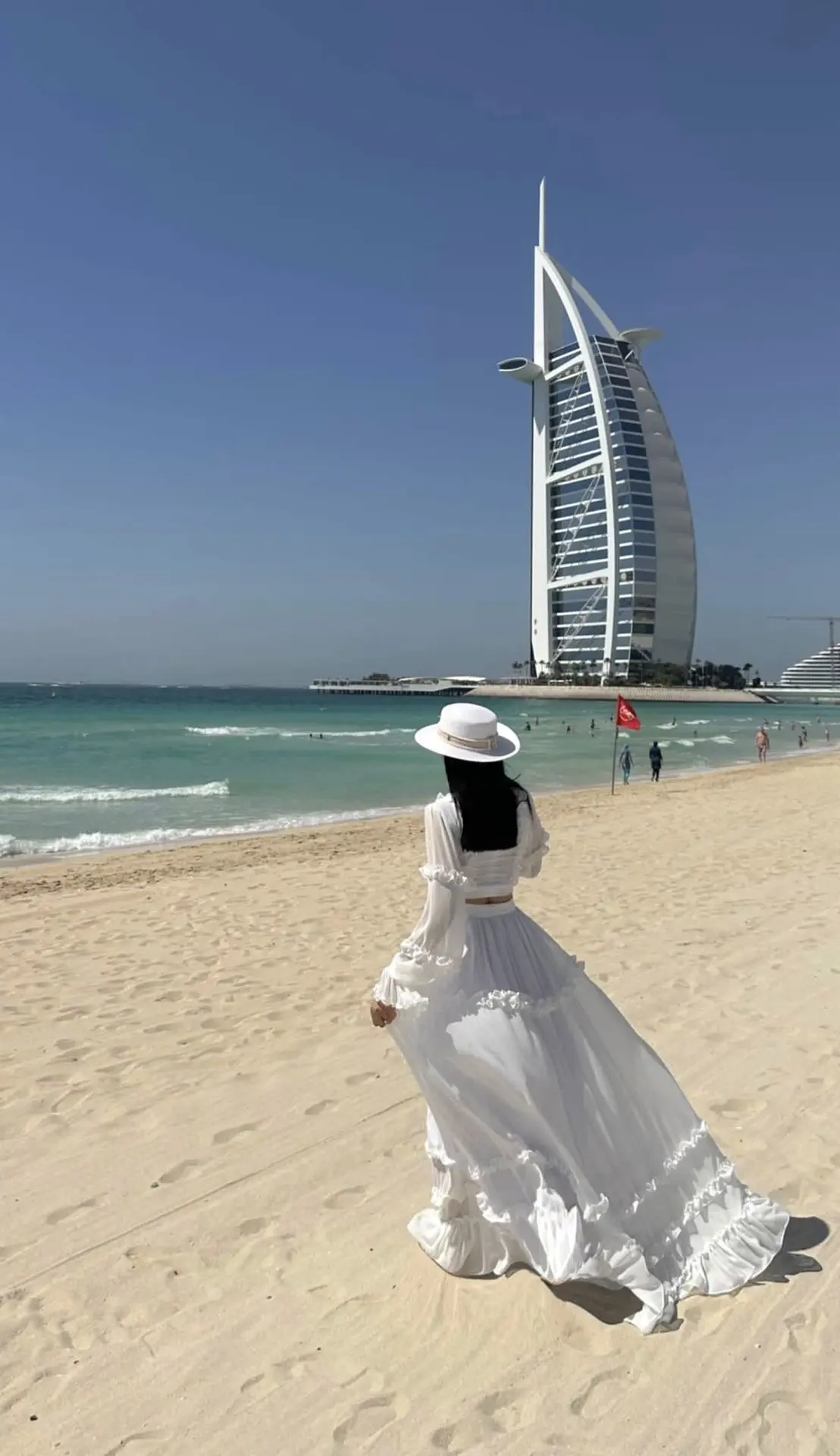 🇦🇪 Роскошная осень в ОАЭ: открываем пляжный сезон с вылетом из Самары! ✈️🌴