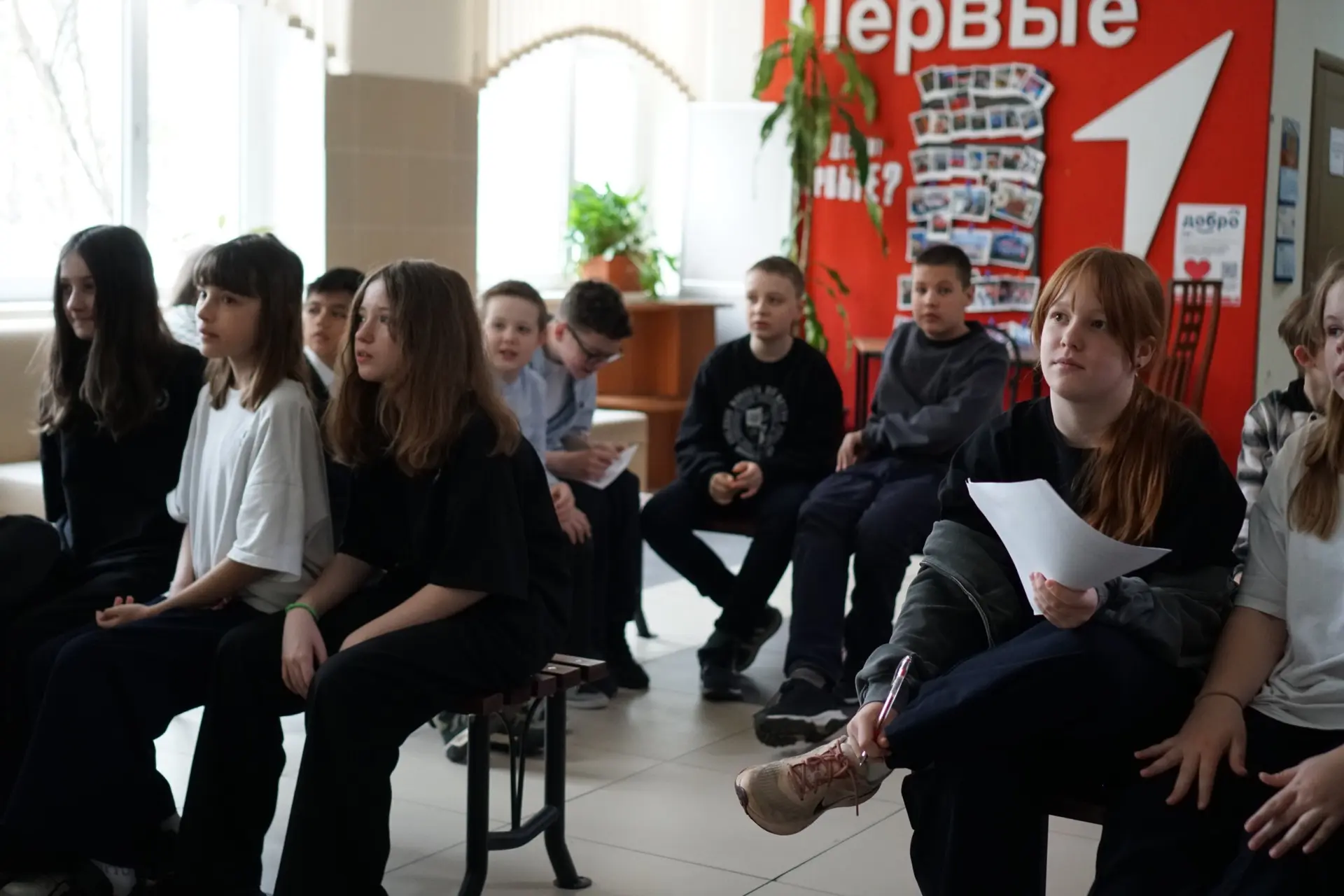 🌟 «Через тернии к звёздам»: космический квиз в Корпусе 1  Сегодня наши ученики приняли участие в инт