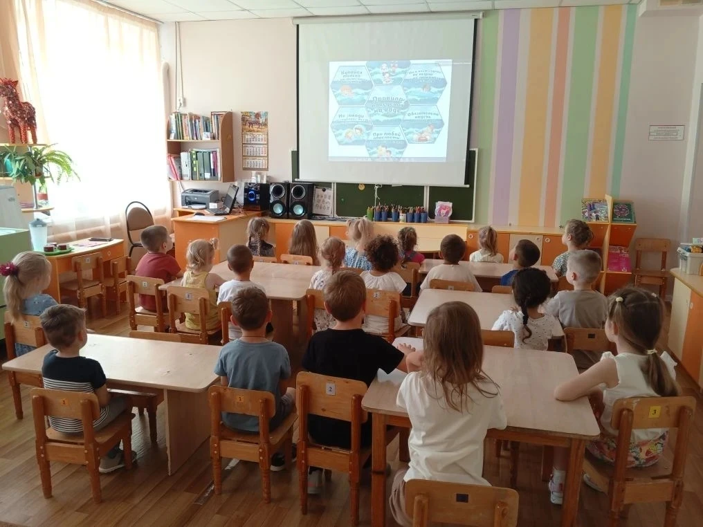 ❗Безопасность на воде!

💦Вода - источник радости и здоровья, но также опасное место, если не соблюд