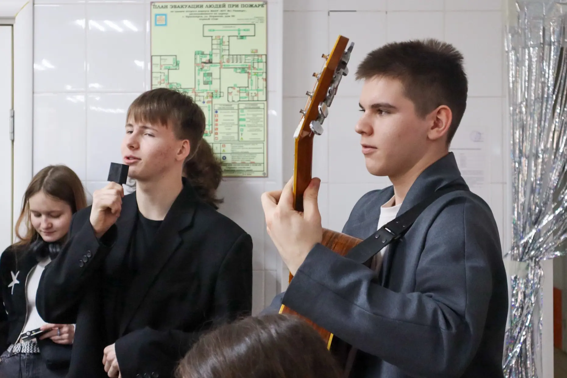 Раскрывать свой тайный талант или поделиться умениями? 🪄  Сегодня на 106-ом дне были представлены мн
