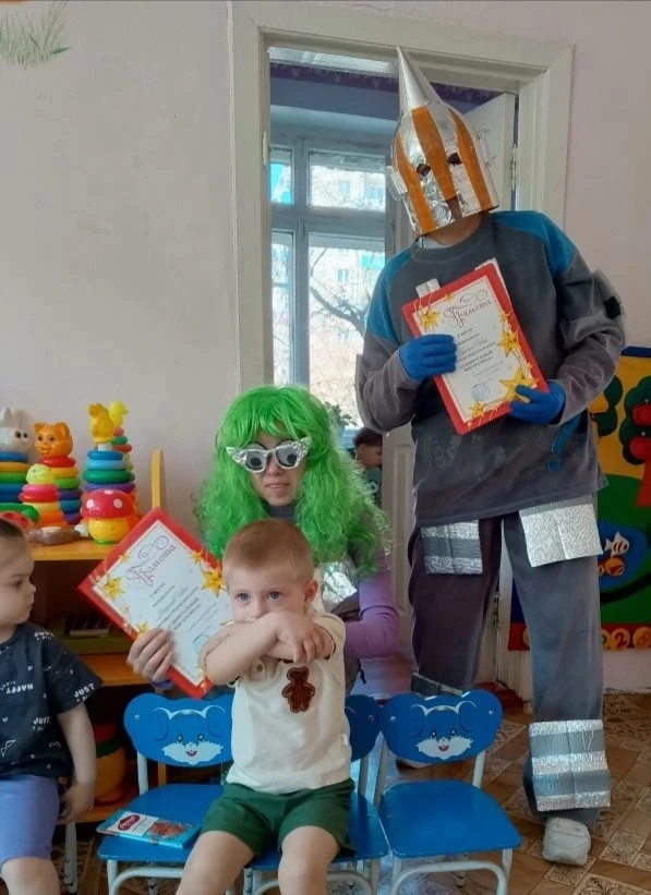 Приносим извинения за то, что официальные итоги конкурса детско-родительских космически...