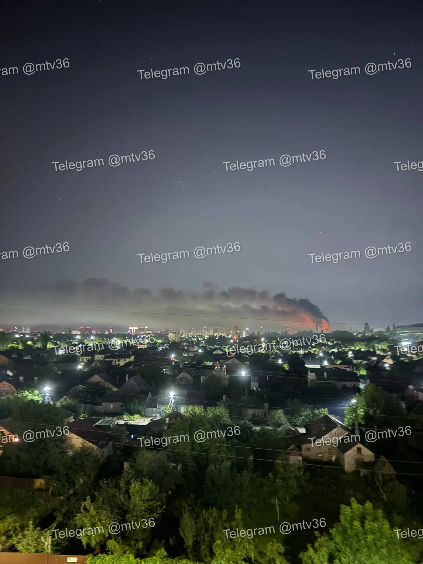 🔥 О пожаре в районе Центрального автовокзала сообщают воронежцы