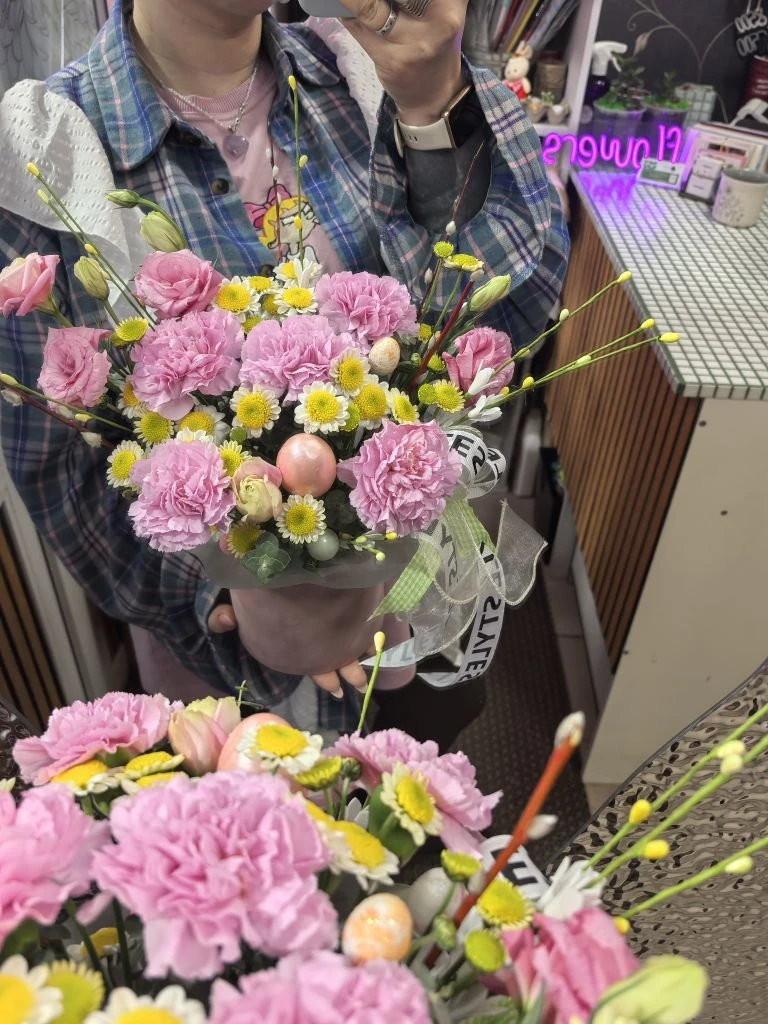 ✔️🔝️⚜️ Вот такая композиция отправилась к нашему победителю в конкурсе 💗