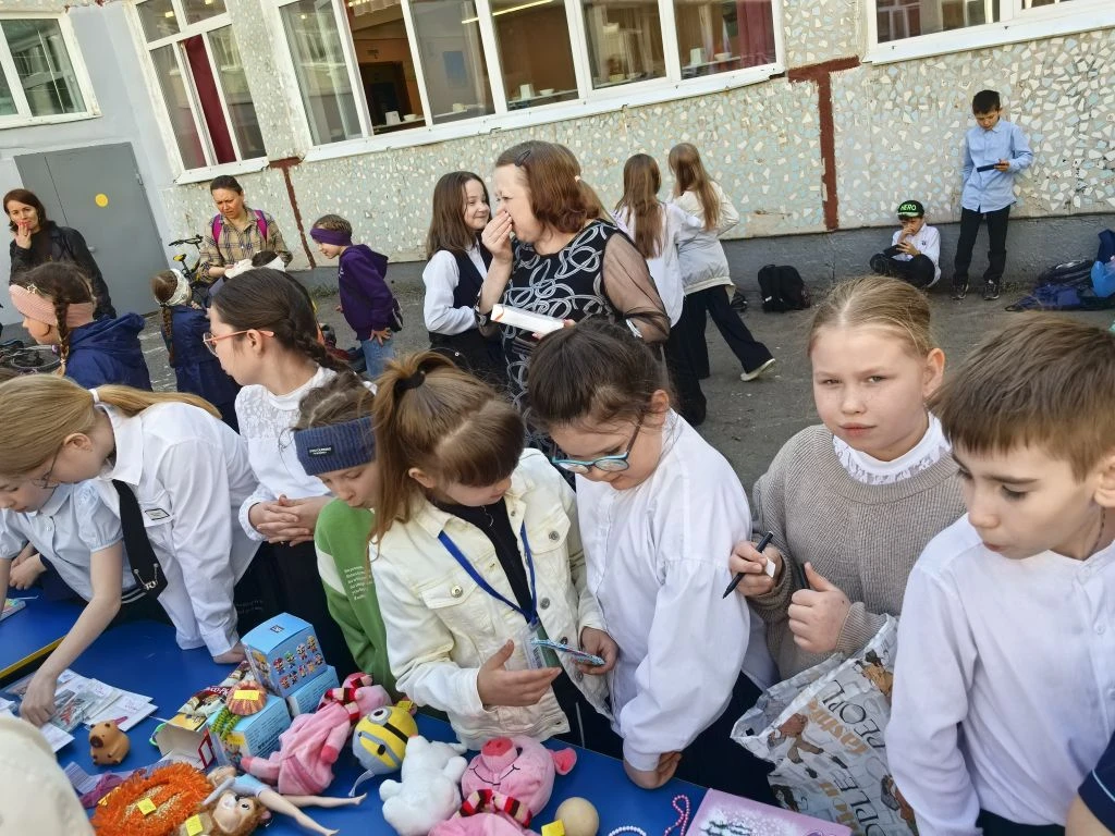 🇷🇺Заканчиваем учебный год добрыми делами!!! Каждая четверть в этом учебном году- это помощь СВОим! М