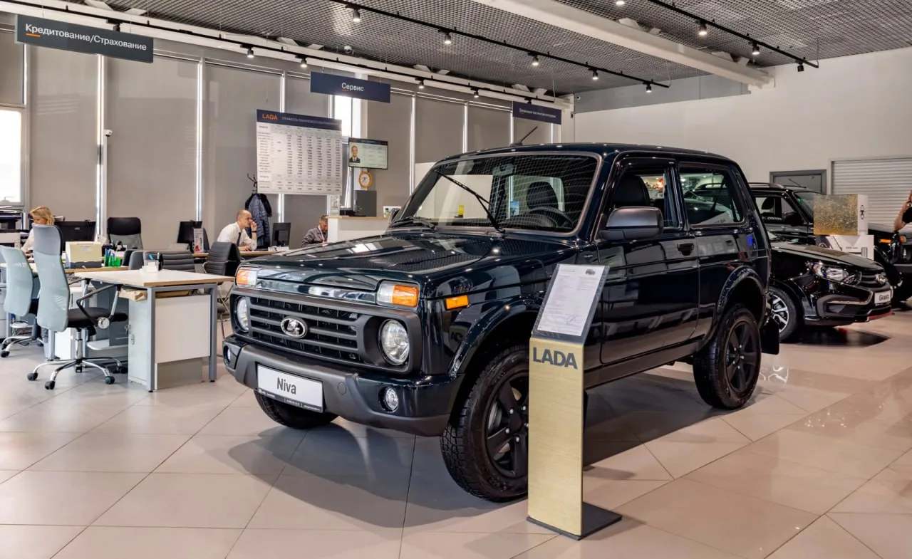Минпромторг поставил льготные автокредиты и лизинг на паузу