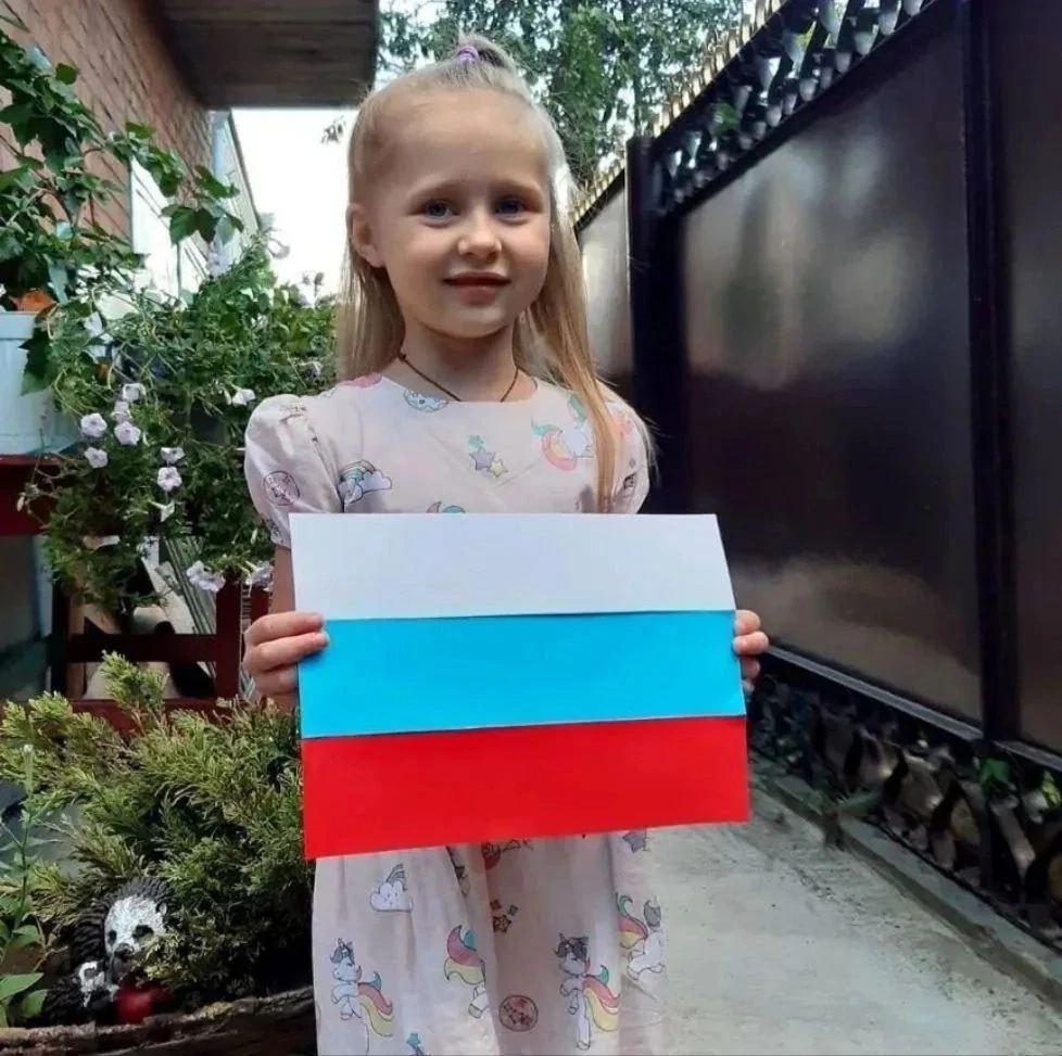 Обучающиеся МБУ ДО Эколого-биологическом центра " города Лабинска, объединения"Креативн...
