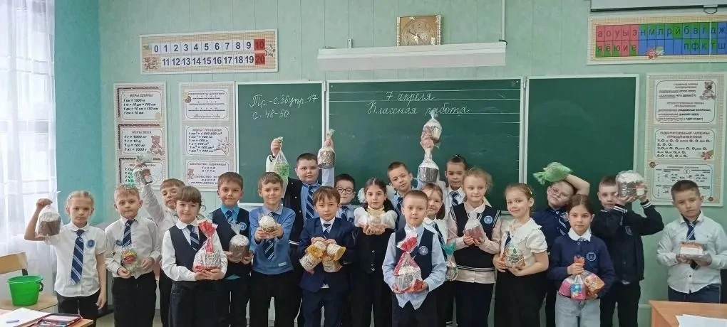 ПАСХАЛЬНЫЙ КУЛИЧ СОЛДАТУ  🕊️ В преддверии Светлой Пасхи – вместе в добром деле! Наши лицеисты, педаг