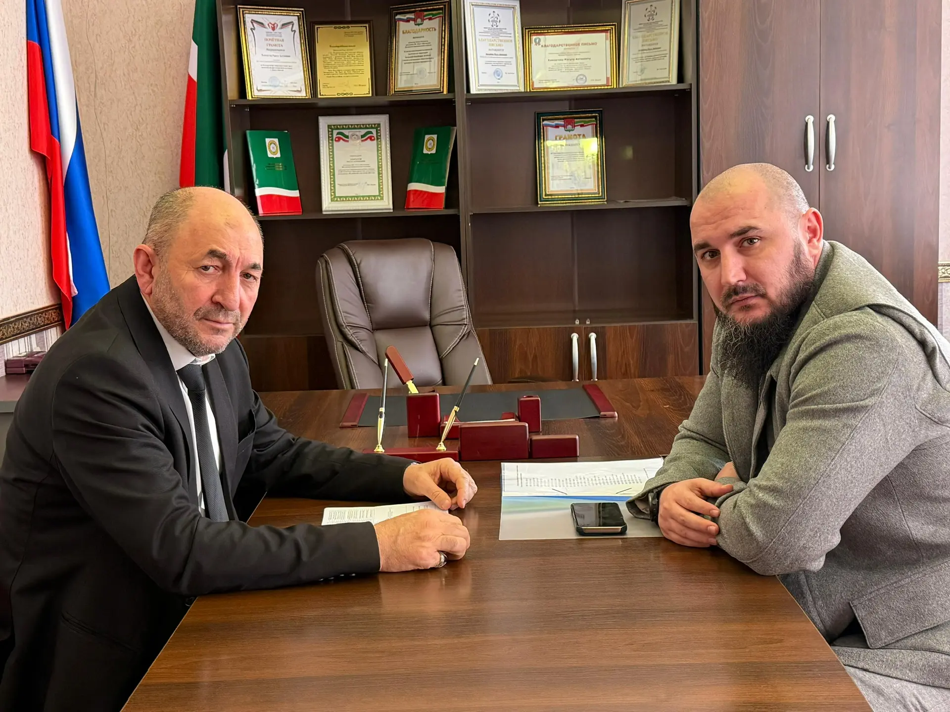 Сегодня Ножай-Юртовский район с рабочим визитом посетил директор ГБНОУ «Республиканский...
