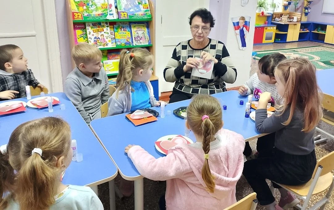 🧓💖 «Вам возраст — не помеха!»: Теплые открытки ко Дню пожилого человека.