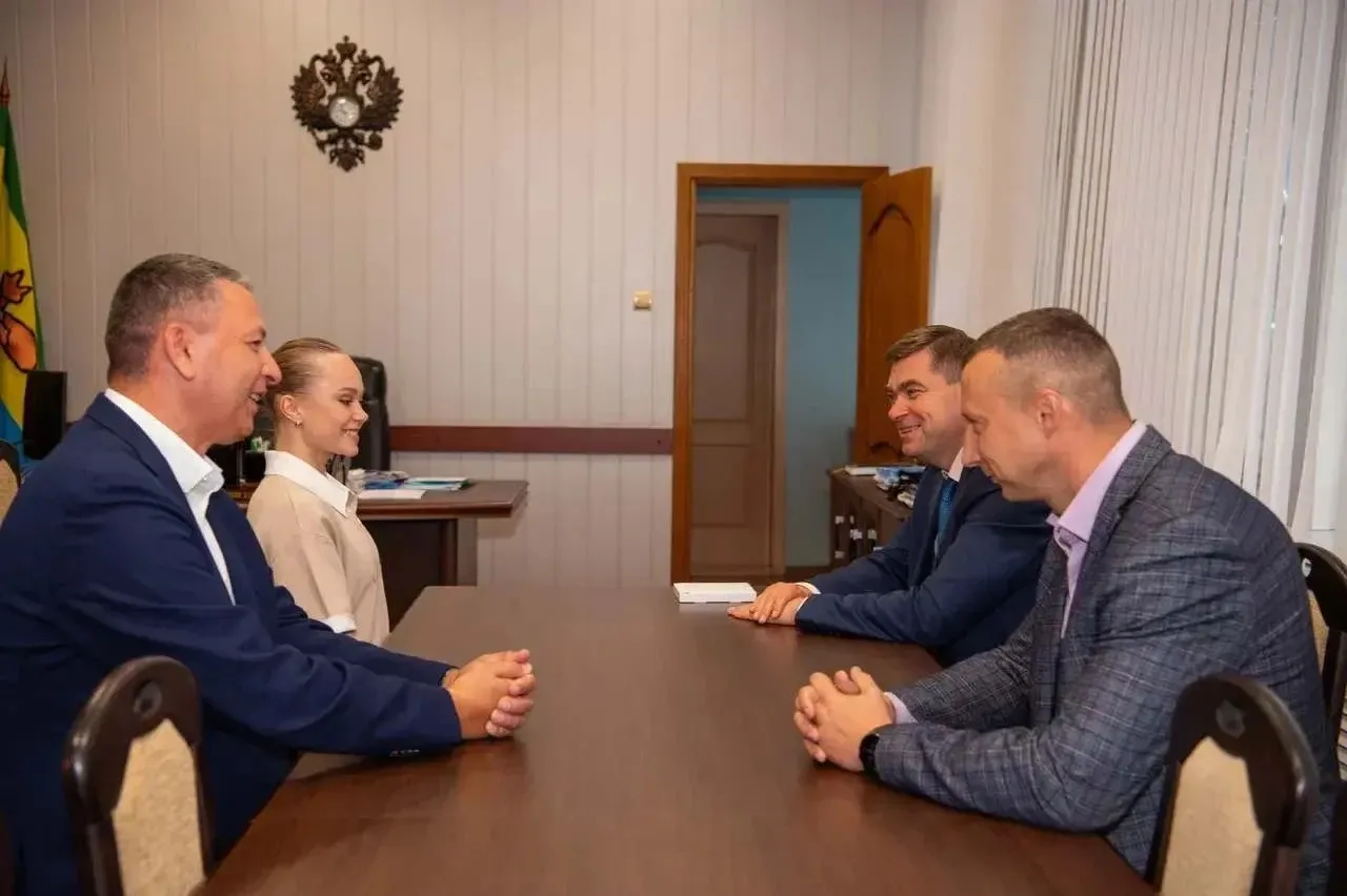Олимпийская чемпионка Ангелина Мельникова посетила Лискинский район